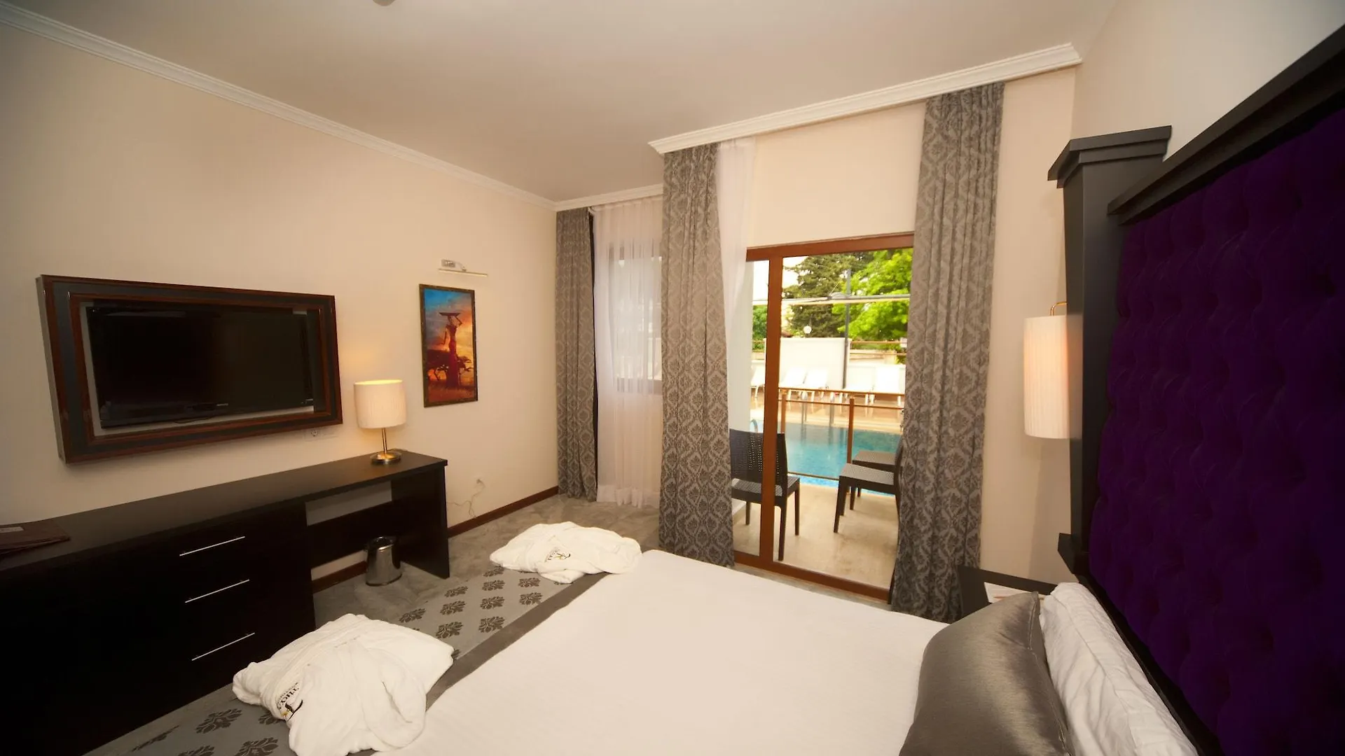 Blueberry Boutique Hotel Fethiye 4*,